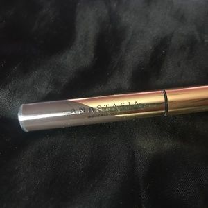 Anastasia Dip Brow Gel in EBONY